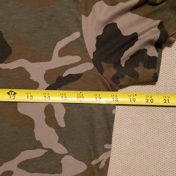 Old Navy Small Camo Shirt. - Picture 4 of 4
